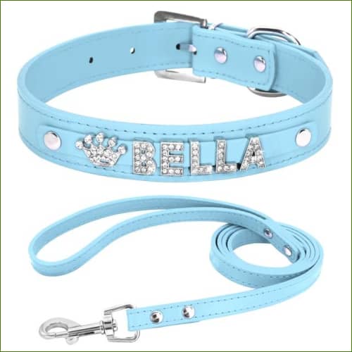 Collier Mini Chic Et Cosy Avec Personnalisation Par Lettre En Strass Bleu / L