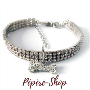 Collier en strass avec pendentif et ornements brillant